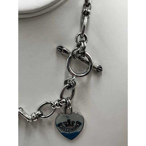 Juicy Couture‎ Vintage Silver Chain Link Heart Crown Charm Toggle 2000s Necklace - Picture 8 of 9